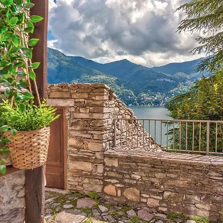 Lakeview Design With Patio E Ac Steps To Ferry * Carate Urio