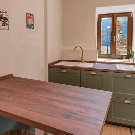 Appartamento Lakeview Design With Patio E Ac Steps To Ferry
